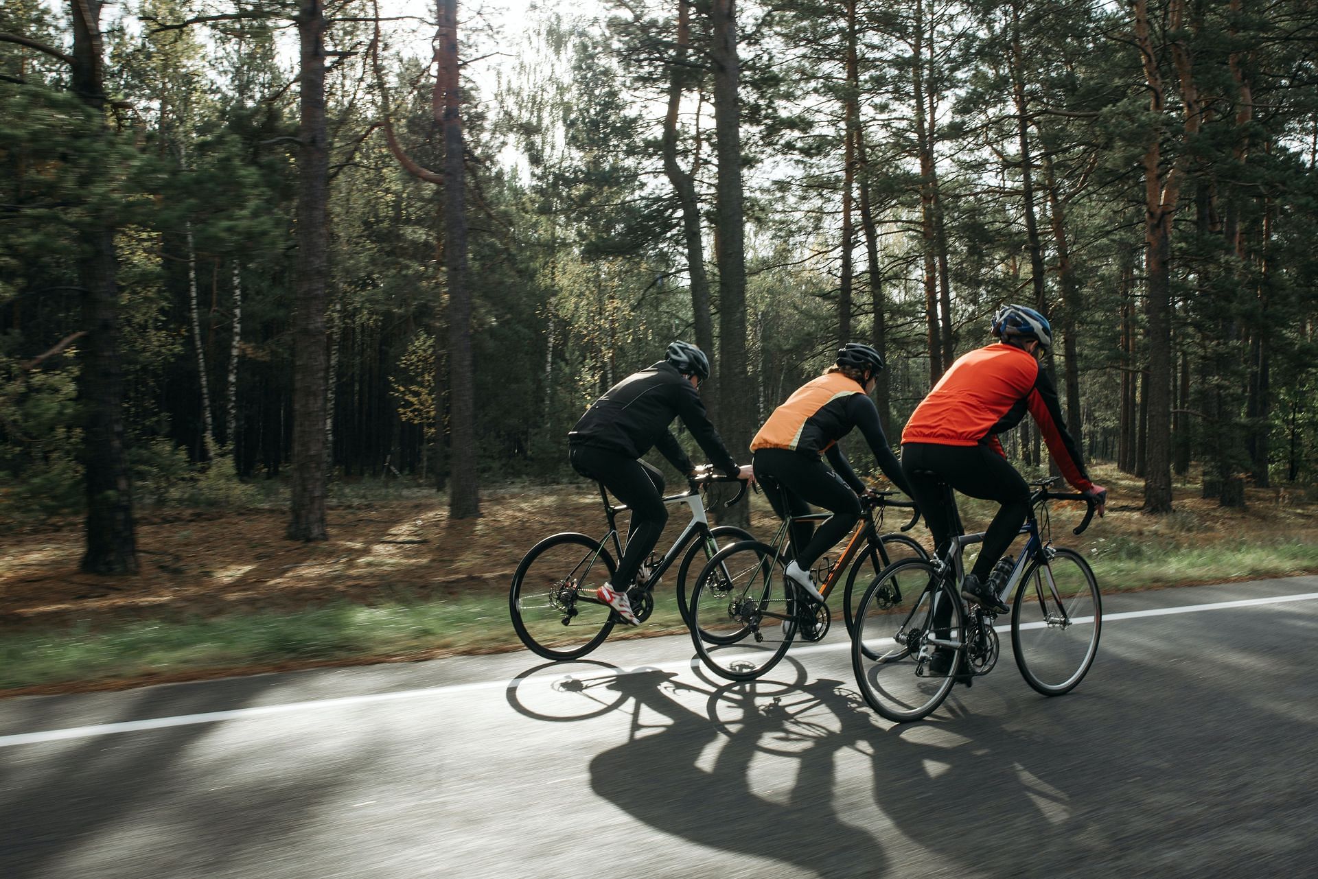 If you don't like walking, you can cycle to improve your heart health (Image via Pexels @Pavel Danilyuk)